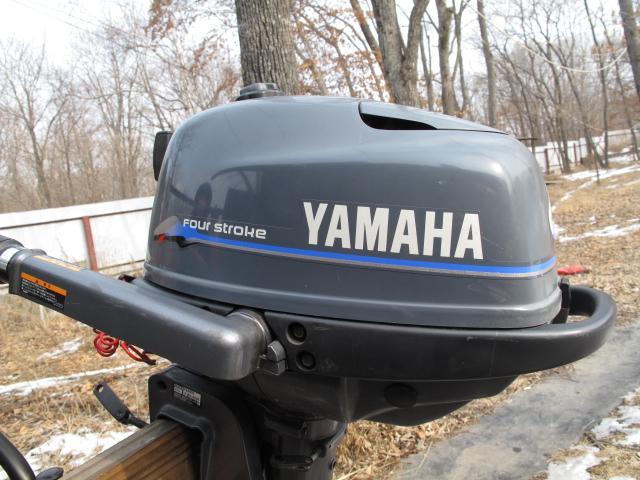 Yamaha 4t. Yamaha (4) 5 л. С 4-х тактный. Лодочный мотор ямаха 5. Yamaha 4t.